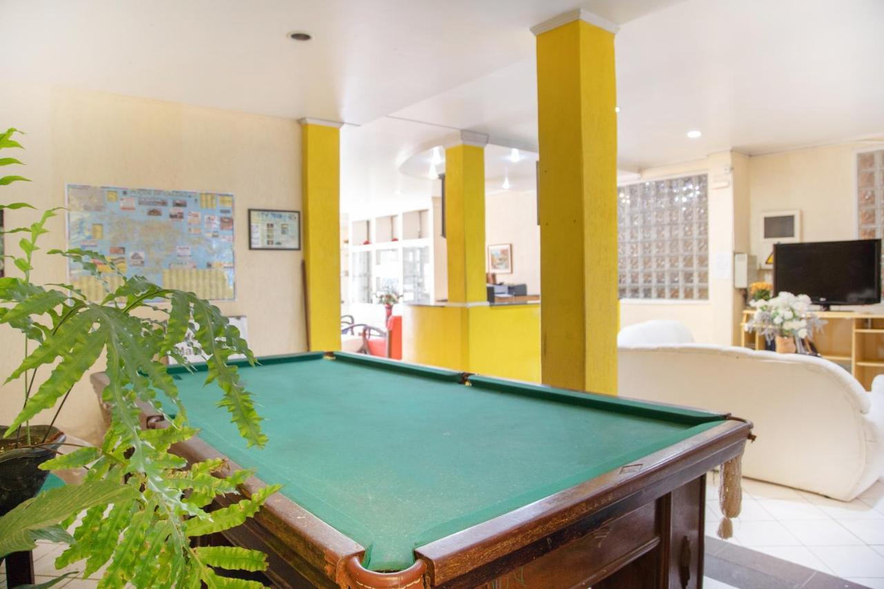 Hotel Oyo Guarany